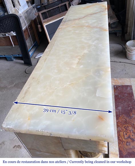 Empire style onyx mantel with detached columns and ormolu capitals Empire style onyx mantel with detached columns and ormolu capitals-10